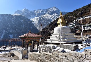 Meditative Wanderung zu Buddhistischen heiligen Stätten in der Region Khumbu, 16 Tage