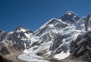 Gruppentrekking zum Mount Everest Basislager von Manthali, 13 Tage | Einer Gruppe beitreten 2024